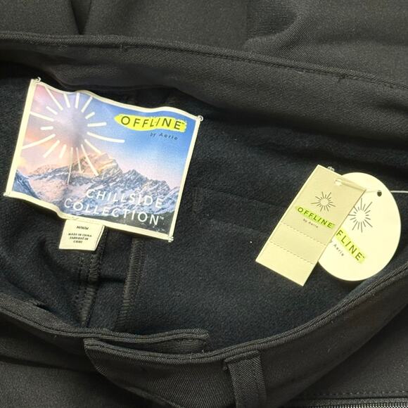 Offline by Aerie Black Black Chillside Stirrup Ski Pants Size Medium - Picture 12 of 12